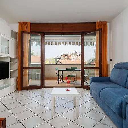 New - Parking - 10 Min From Fiera Mirho - Sleeps 4 *