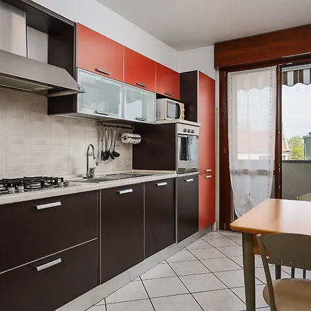 New - Parking - 10 Min From Fiera Mirho - Sleeps 4 Baranzate